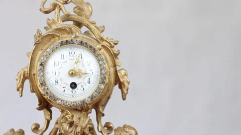 Horloge en or Video stock 88104300