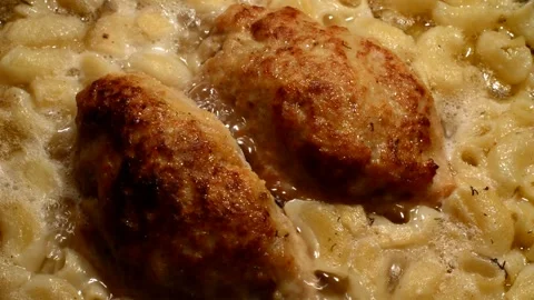 Horns pasta with cutlets Видео 302135484