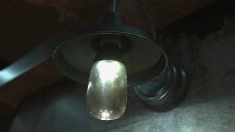 Horrible light bulb flashing 스톡 동영상 163488314