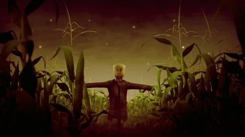 Horrible scarecrow in a cornfield Video stock 79758439