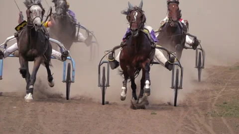 Horse Racing Of The Wagons 库存影片 160547709