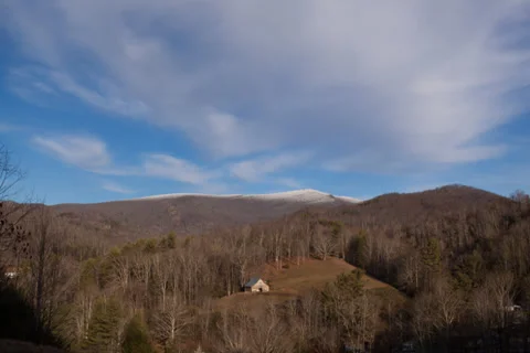 Horses on a mountain - TimeLapse - 5k 스톡 동영상 37378119