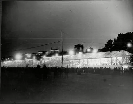 Hose Racing '1933 ' Night Racing Under Floodlight At Longchamp In Paris France V Stock Photos