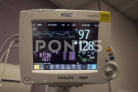 Hospital Intensive Care Heart Monitor 8924.jpg
