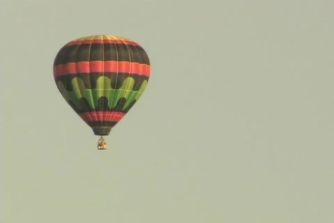 HOT AIR BALLOON 2 Stock Footage 333049