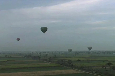 Hot air balloon Stock-Footage 96689
