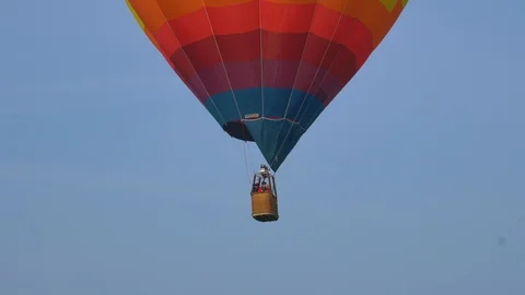 Hot air balloon 動画素材 120226426