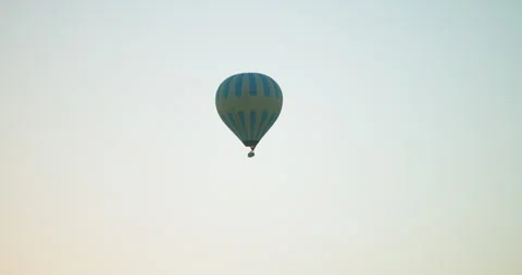 Hot air balloon going up, Cappadocia, Turkey 動画素材 252000429