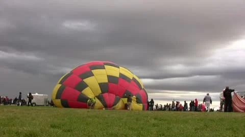 Hot air balloon inflating Stock Footage 8968361