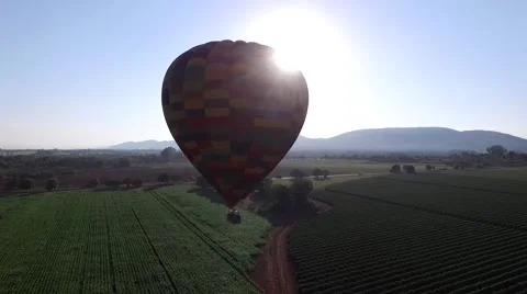 Hot Air Balloon at sunrise in South Africa 2nd scene Stockbeeldmateriaal 59657608