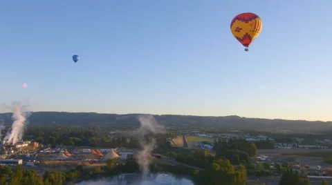 Hot air balloons and town Stock Footage 59790631