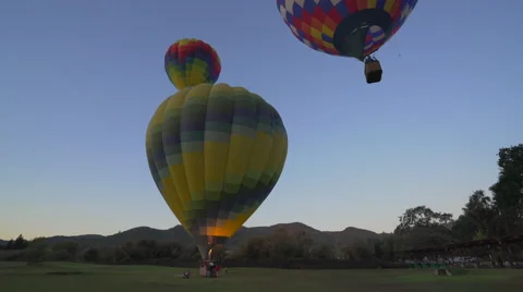 Hot Air Balloons Taking off 스톡 동영상 56691225