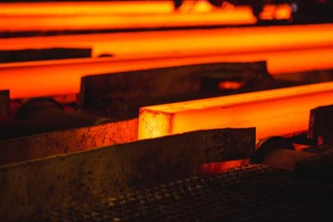 Hot billet bloom continuous casting, also called strand casting. Foto stock