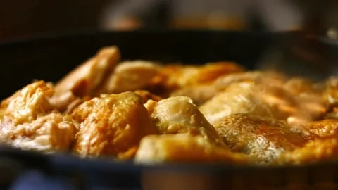 Hot freshly cooked big oven roasted chicken stewed in spiced sauce. Arranging Stock Footage 151432115