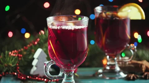 Hot punch or mulled wine for Christmas. 스톡 동영상 145017897