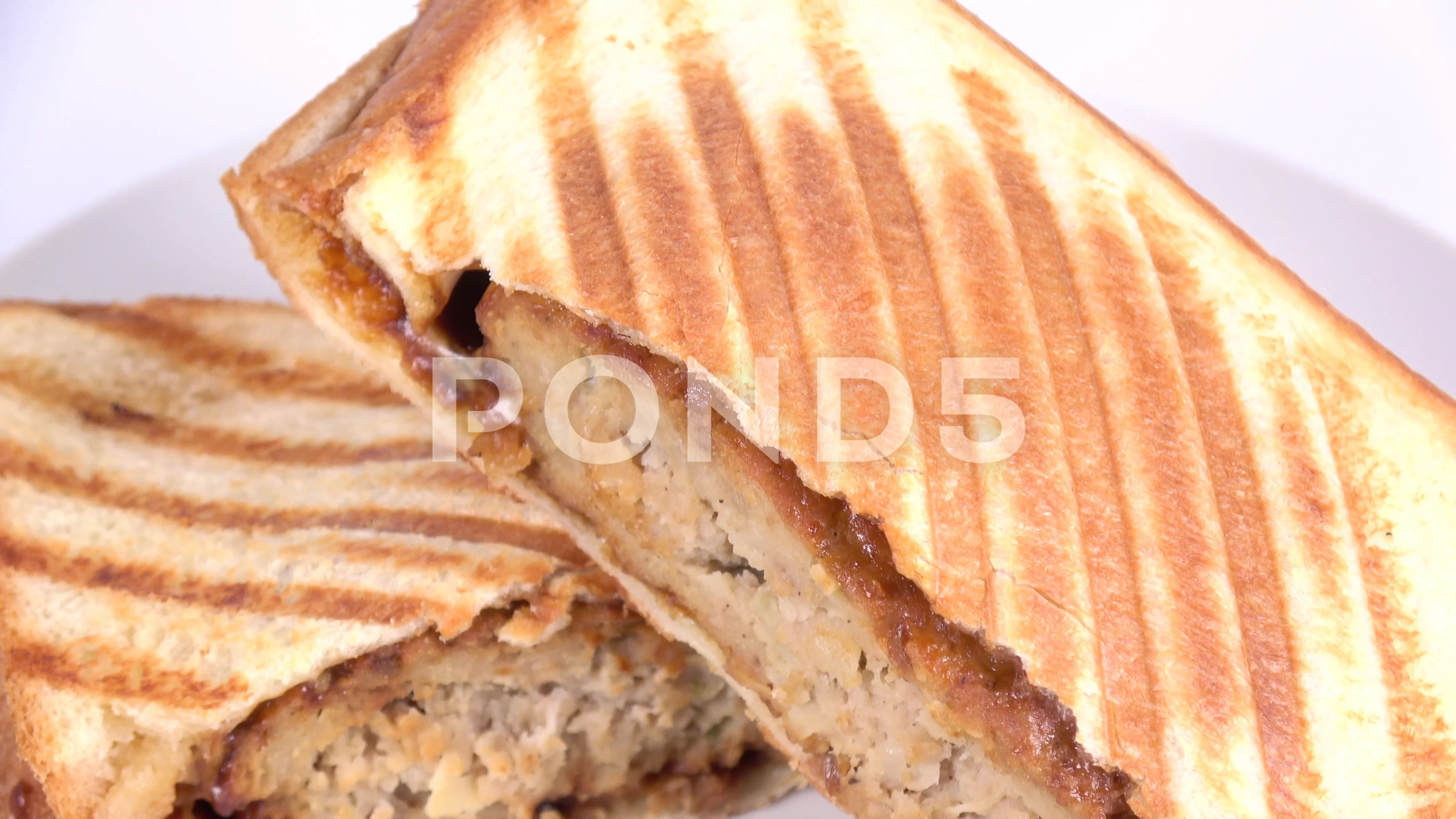 https://images.pond5.com/hot-sandwich-hamburger-steak-video-footage-232356272_prevstill.jpeg