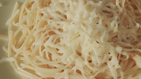 Hot spaghetti with cheese on a plate adding tomato sause Video stock 71312782