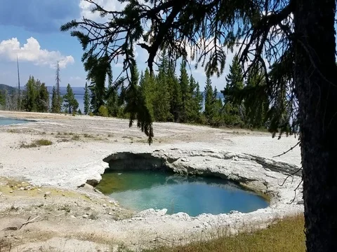 Hot spring Stock-Footage 80267413