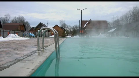 Hot winter pool Video stock 94724380