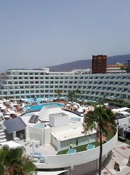 Hotel building Fotos Stock