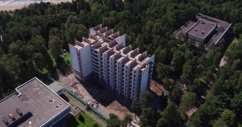 Hotel building on the waterfront Video stock 71391200