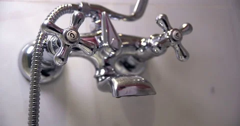 Hotel shower slowmotion Stock Footage 71077155