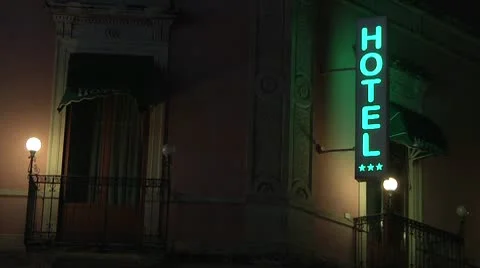 Hotel sign in the night. Video stock 10089165