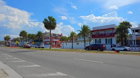 Hotels in St Augustine Florida A1A motion stock video Vídeo Stock 337917736