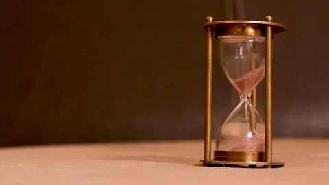Hourglass falling Video stock 96726547