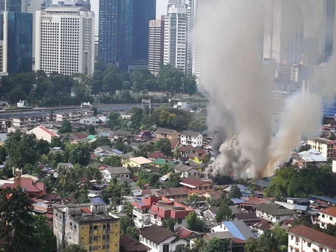 House is burning in the city Stock Footage 83868066