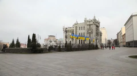 House with Chimaeras in Kiev 스톡 동영상 10729385