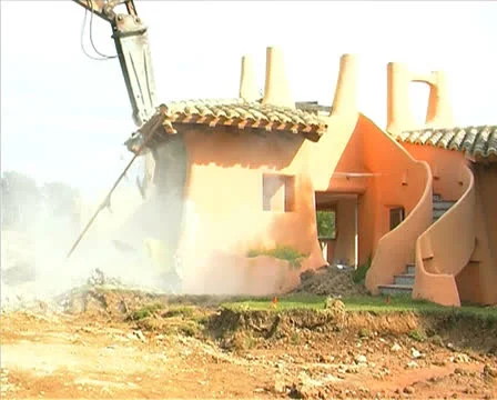 House demolition Stock Footage 25910787