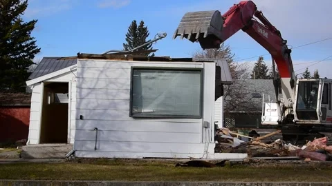 House demolition Stock Footage 171191001