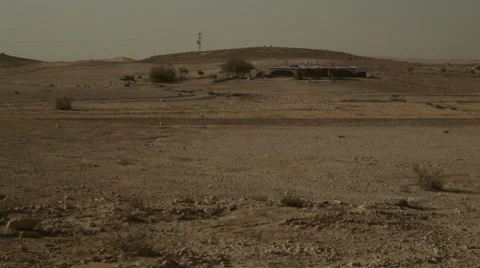 House in the desert 動画素材 66863324