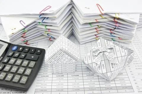 House with empty gift box and calculator Stock Photos