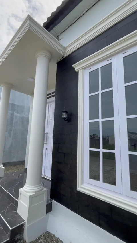 House facade Stock Footage 243175607
