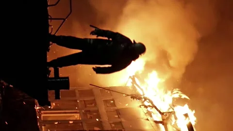 House on fire. Conflagration. Fireman fights fire. Stock-Footage 91000610