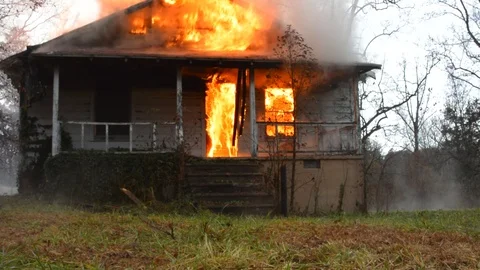 House on fire Stock Footage 71087902