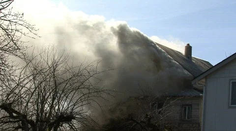 House on fire with smoke Video stock 691227