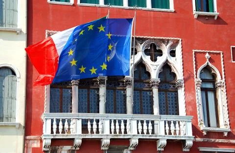 House with flags in venice. 库存照片