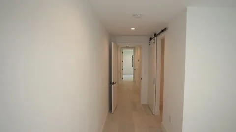 House interiour Corridor 스톡 동영상 134584752