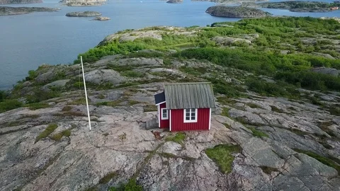 House on island 動画素材 77071880