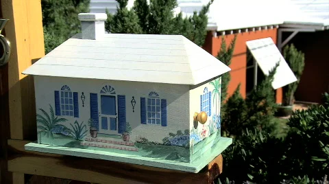 A House In A Letterbox Vidéo 679507