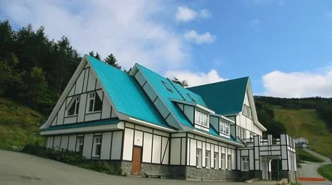 House in the mountains Vídeo Stock 12141529