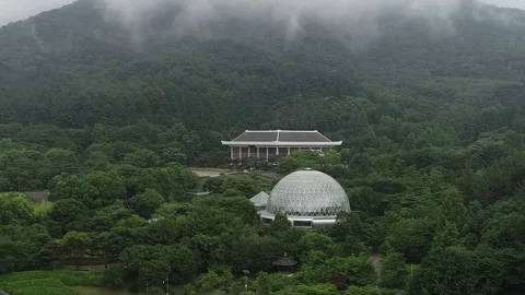 House in the mountains with mist Stock-Footage 310079697