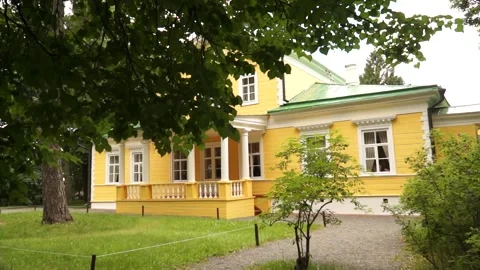 House-museum of Alexander Pushkin. Manor. Family estate 069 Vídeos de archivo 149697230