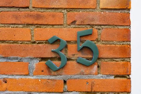 House number 35 Stock Photos