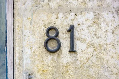 House number 81 Stock Photos