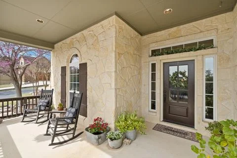 A house outside Stock Photos