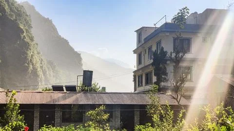 A house in the sun. Stockfoto's